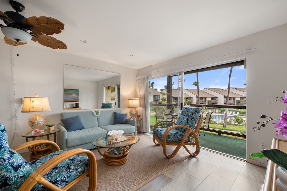 Condo in Kihei · ★4.86 · 1 bedroom · 2 beds · 1 bath - Photo 3