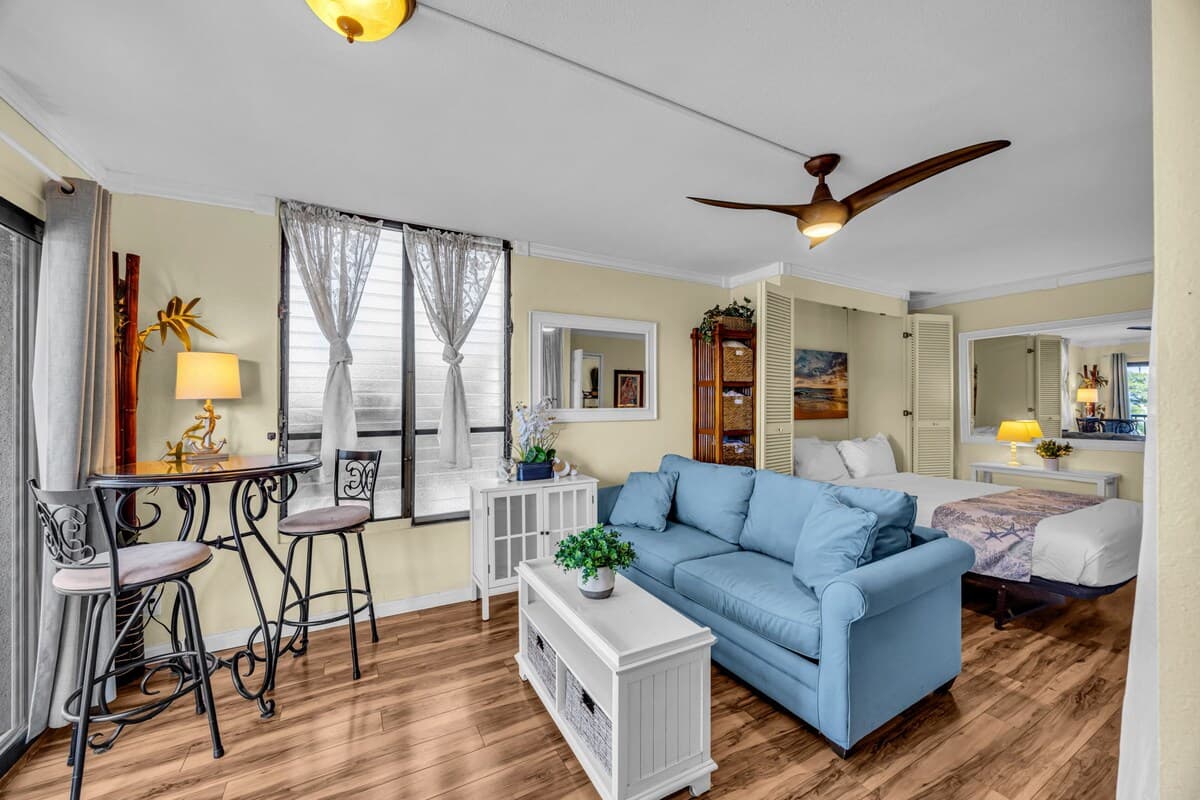 Condo in Kihei · ★4.6 · Studio · 2 beds · 1 bath - Photo 2