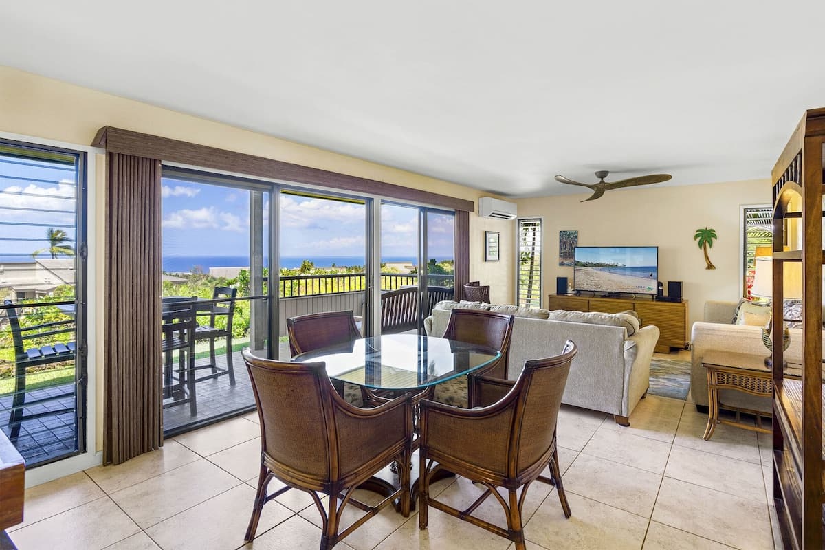 Condo in Kihei · ★4.75 · 2 bedrooms · 4 beds · 2 private baths - Photo 1
