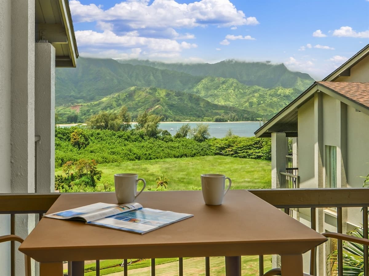 Condo in Princeville · ★4.86 · 1 bedroom · 2 beds · 1 bath - Photo 1