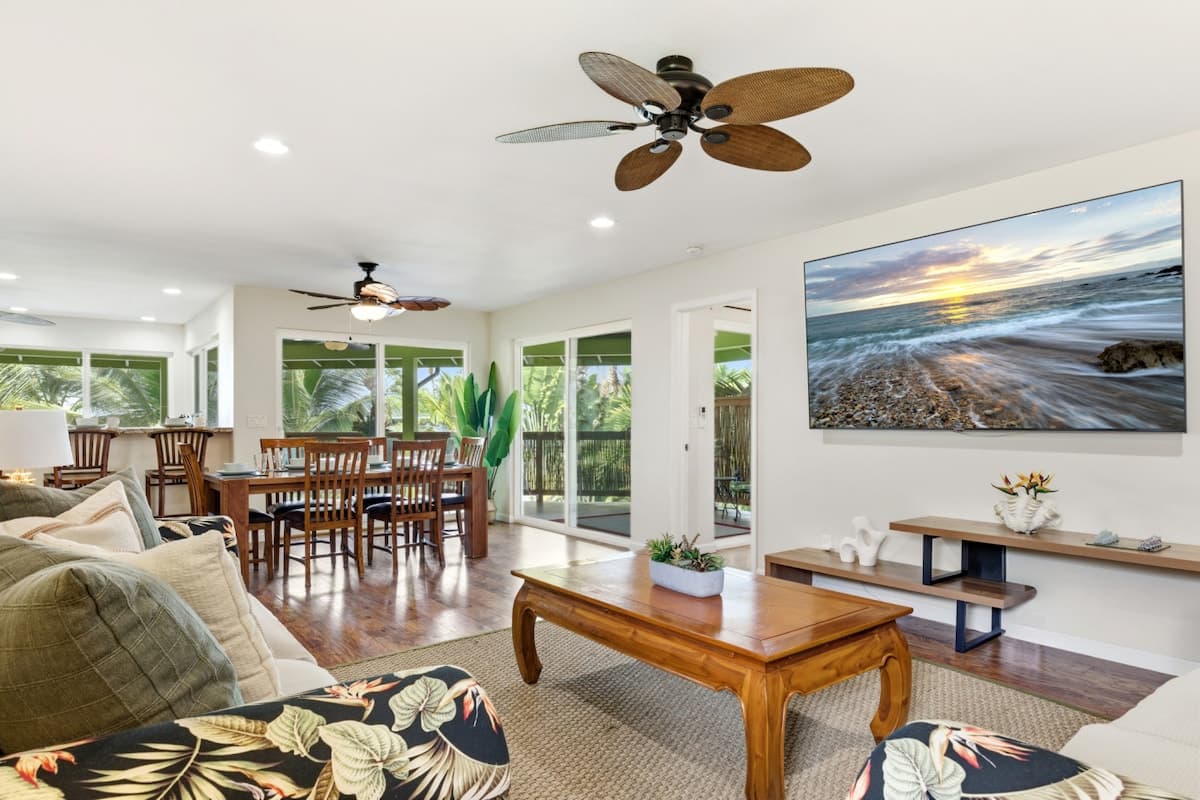 Home in Kailua-Kona · ★5.0 · 4 bedrooms · 7 beds · 3 shared baths - Photo 4