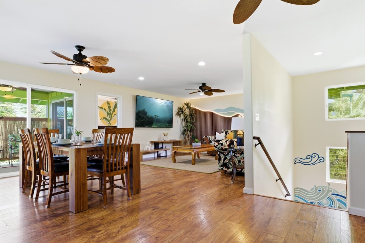 Home in Kailua-Kona · ★5.0 · 4 bedrooms · 7 beds · 3 shared baths - Photo 2