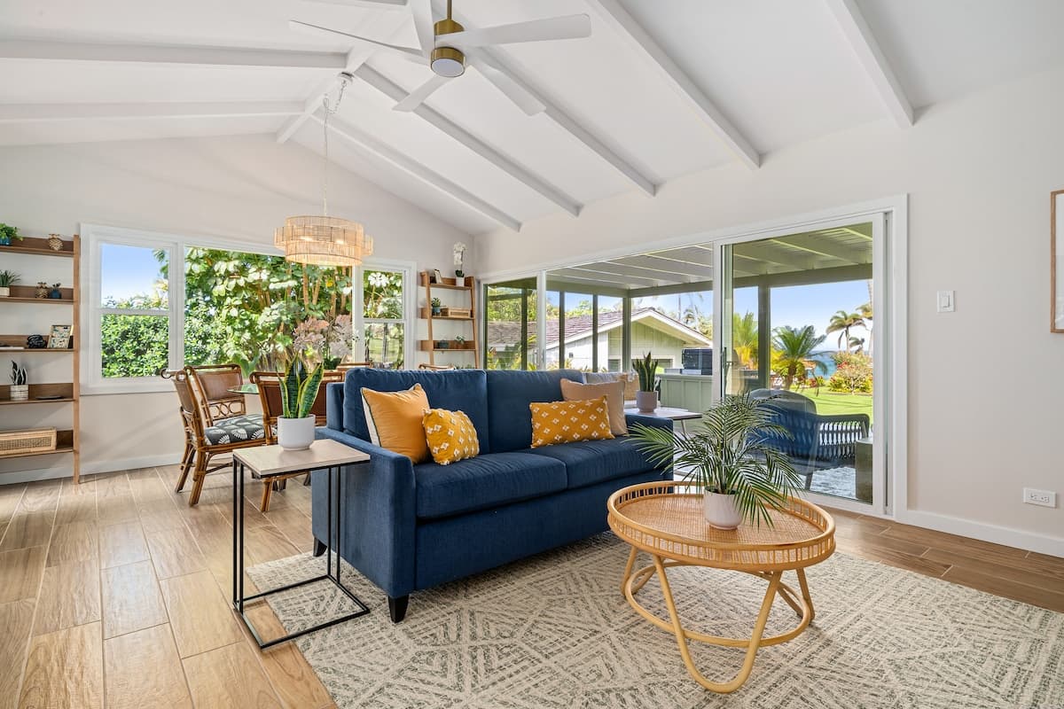 Condo in Lahaina · ★5.0 · 3 bedrooms · 6 beds · 2 shared baths - Photo 5