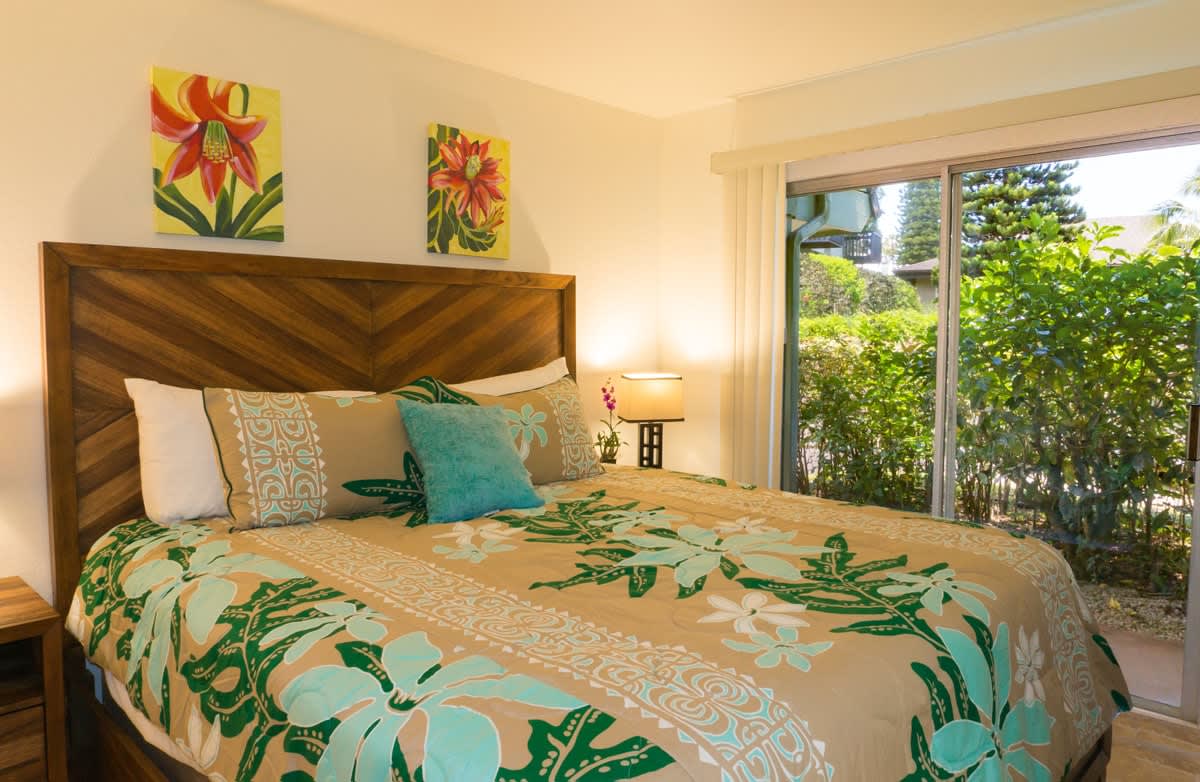 Condo in Princeville · ★4.89 · 2 bedrooms · 4 beds · 2 private baths - Photo 5