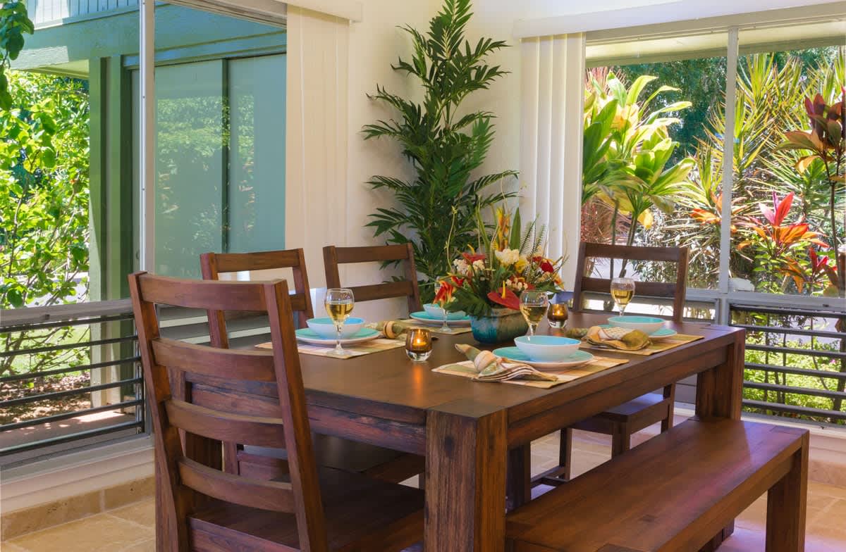 Condo in Princeville · ★4.89 · 2 bedrooms · 4 beds · 2 private baths - Photo 2