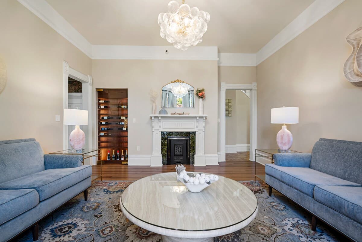 Victorian Estate w/ Pool, Spa & Wine Lounge - Photo 5