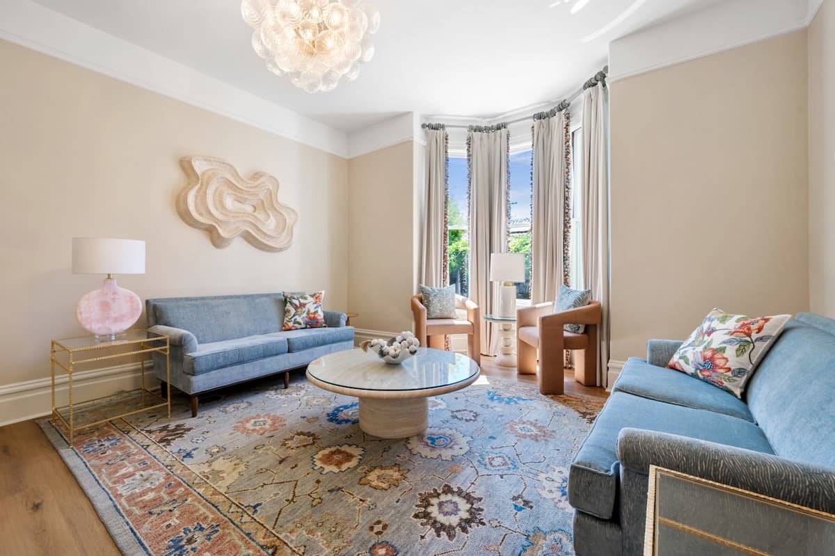 Victorian Estate w/ Pool, Spa & Wine Lounge - Photo 3