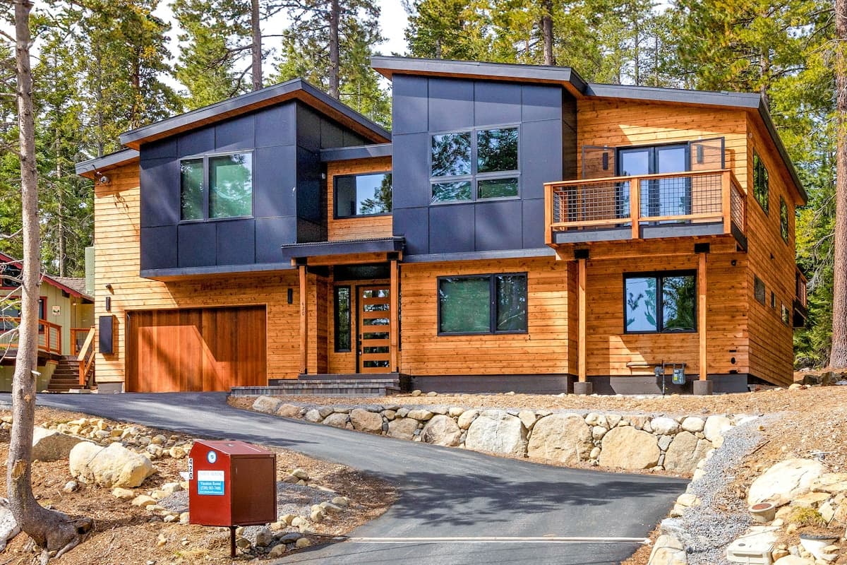 Newly Built Chamberlands Home, Tahoe Base - Photo 1