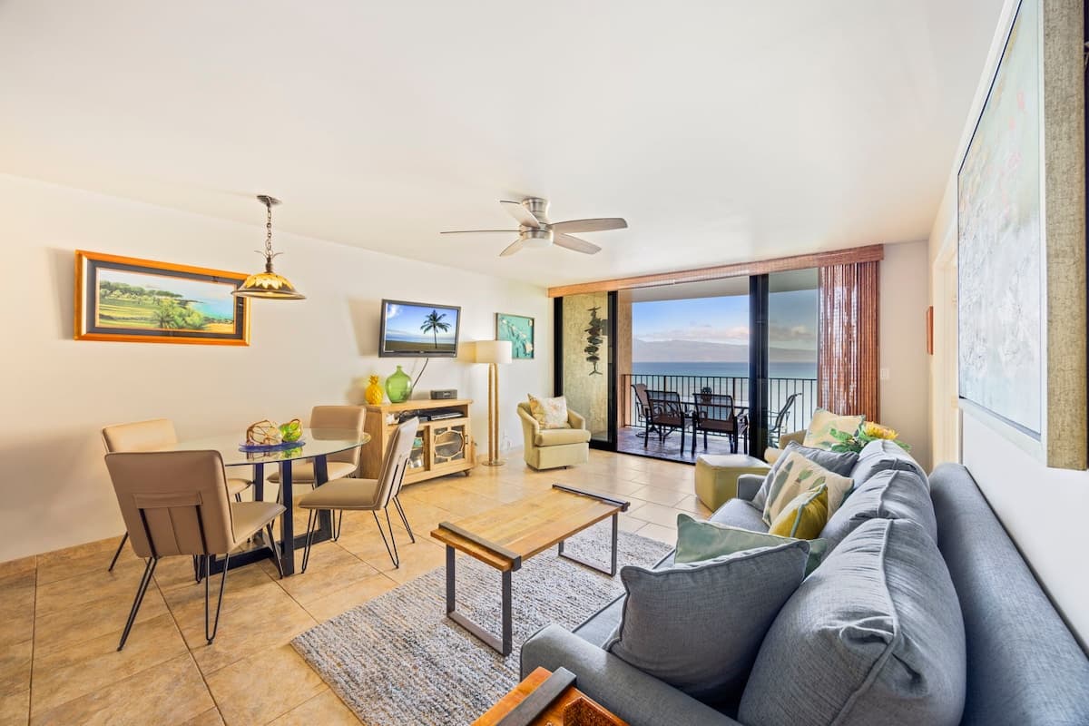 Condo in Lahaina · ★4.88 · 2 bedrooms · 3 beds · 2 baths - Photo 1
