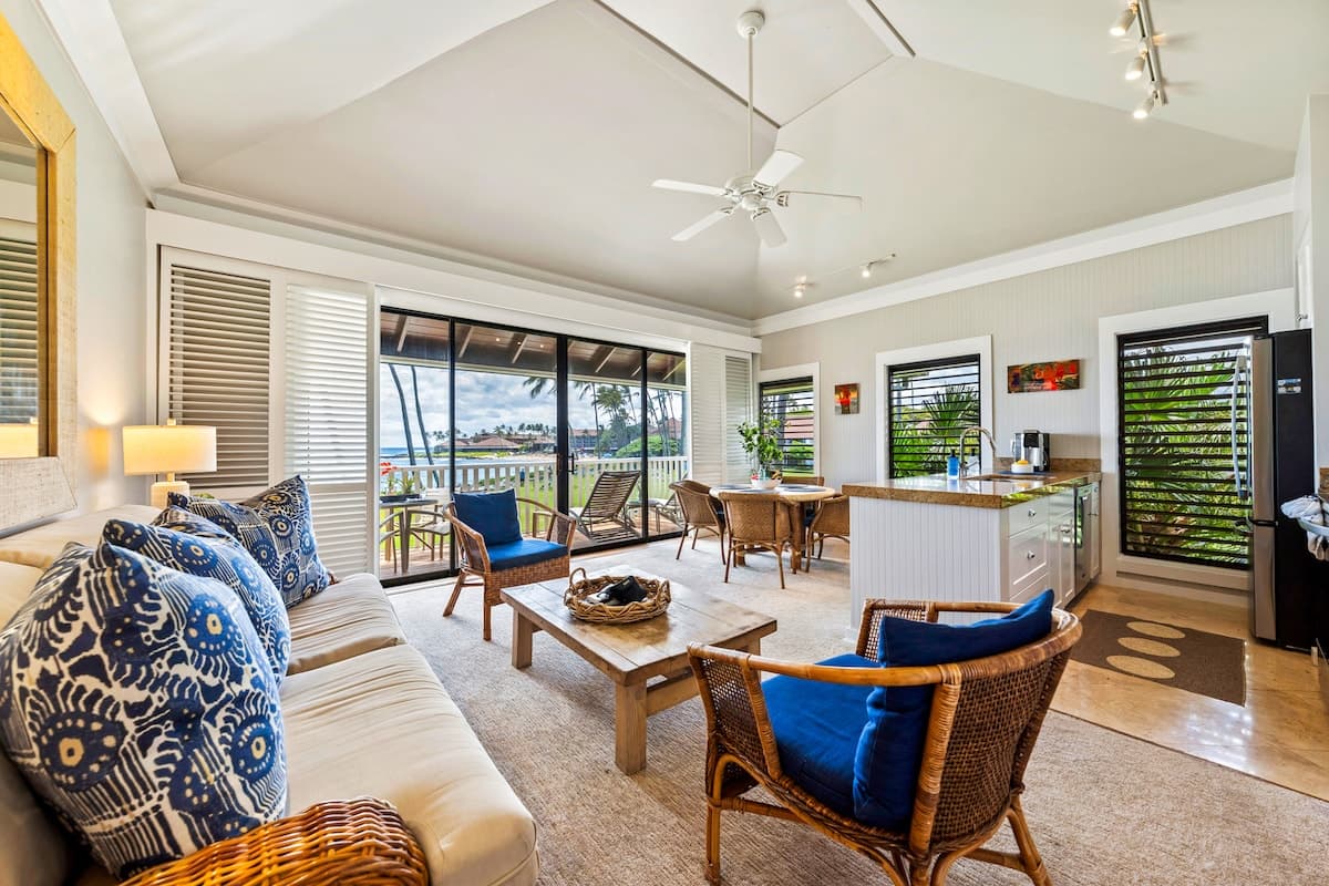 KP13 2nd Floor | Beachfront• Pool • Sunsets - Photo 1