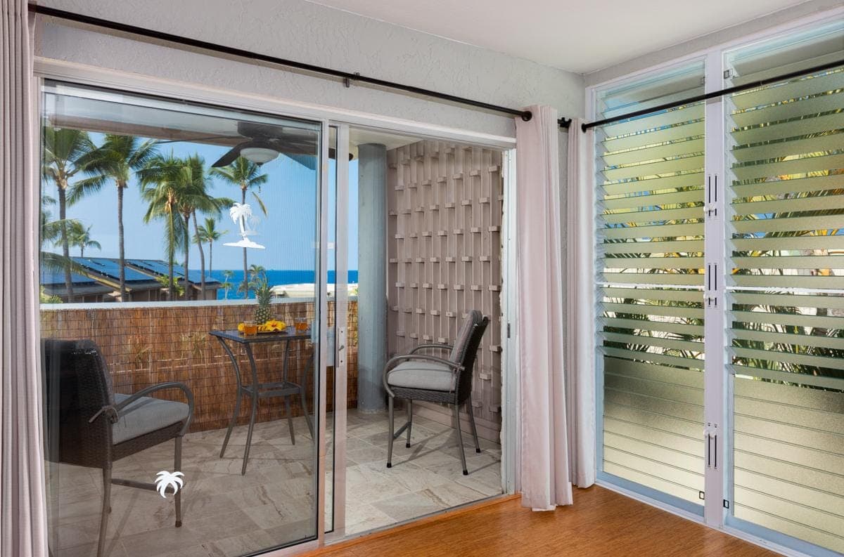Condo in Kailua-Kona · ★4.83 · 1 bedroom · 2 beds · 1 private bath - Photo 5
