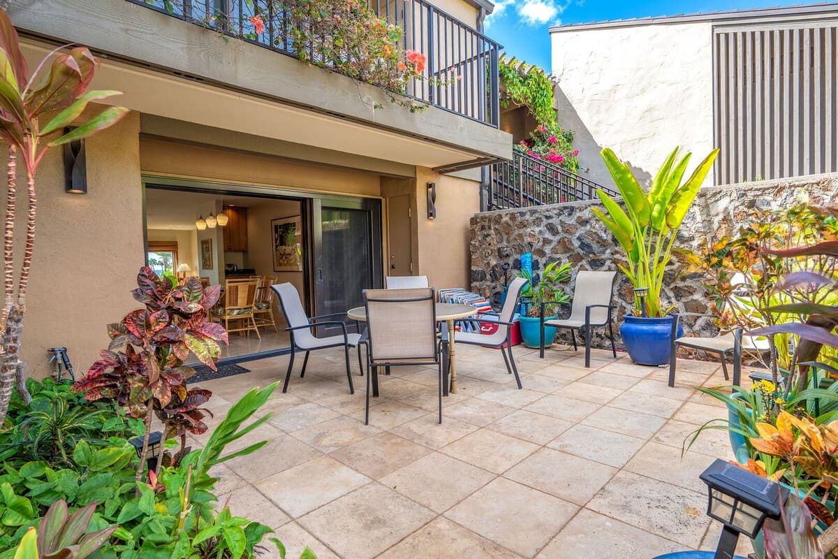 Condo in Kihei · ★5.0 · 3 bedrooms · 5 beds · 2 baths - Photo 3
