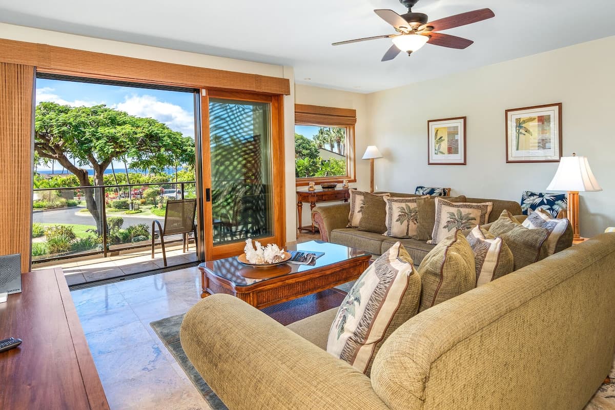 Condo in Kihei · ★5.0 · 3 bedrooms · 5 beds · 2 baths - Photo 1