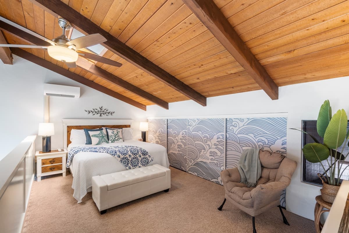 Condo in Kihei · ★4.93 · 2 bedrooms · 3 beds · 1 shared bath - Photo 2