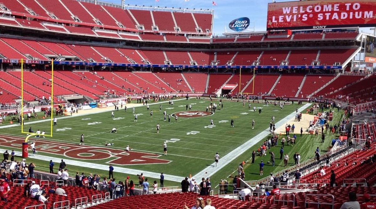 King Suite Near Levi's Stadium + Pool & Hot Tub - Photo 5