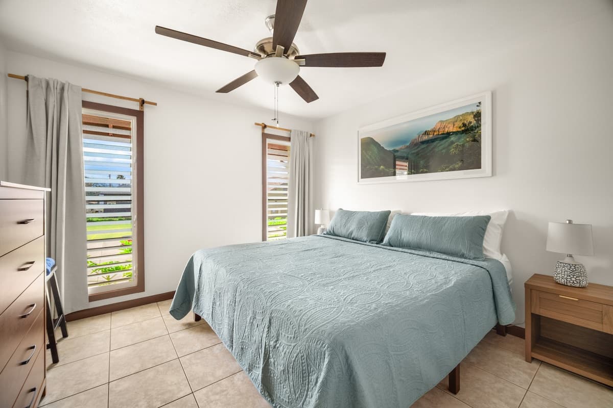 Condo in Kapaa · ★5.0 · 2 bedrooms · 3 beds · 1.5 private baths - Photo 2