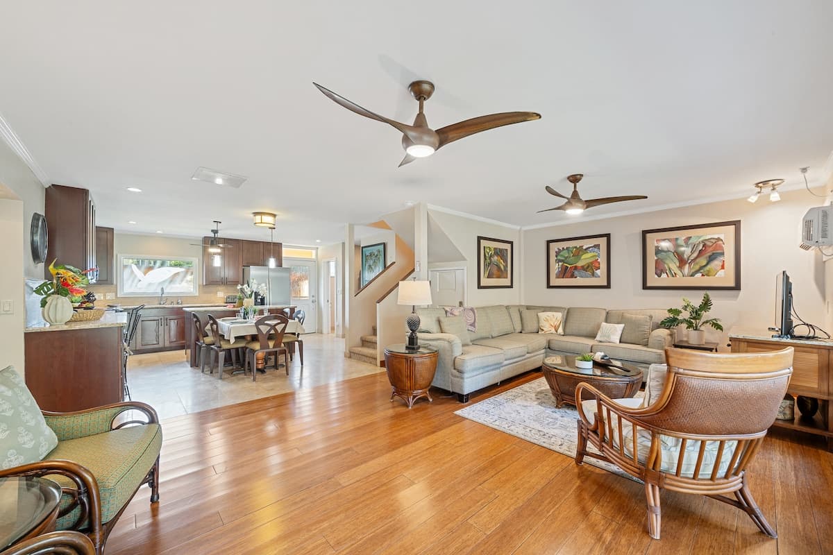 Townhouse in Lahaina · ★5.0 · 3 bedrooms · 5 beds · 2 baths - Photo 5