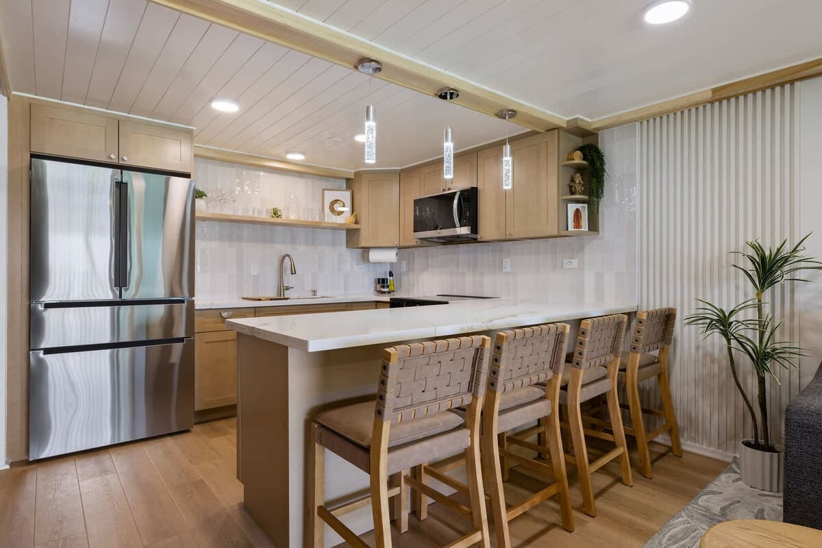 Condo in Hauula · ★4.49 · 1 bedroom · 6 beds · 1 private bath - Photo 3
