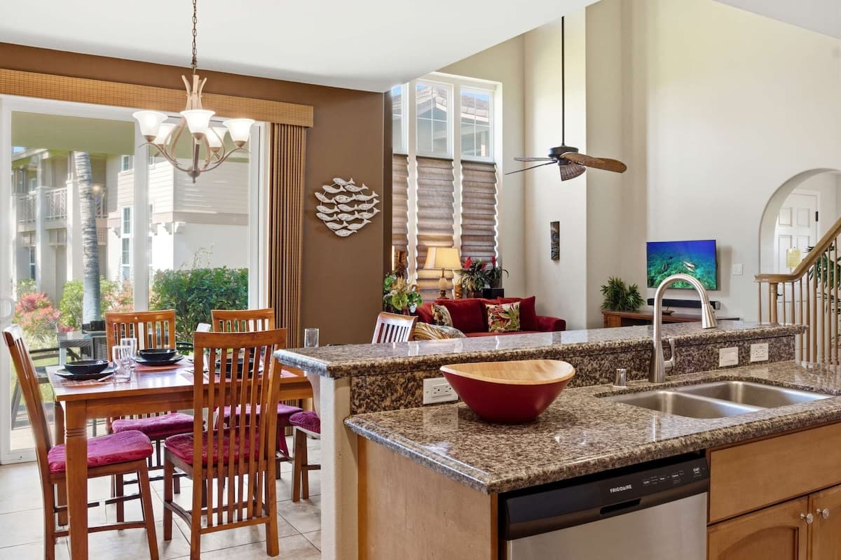 Townhouse in Waikoloa Village · ★4.71 · 2 bedrooms · 3 beds · 2 private baths - Photo 1