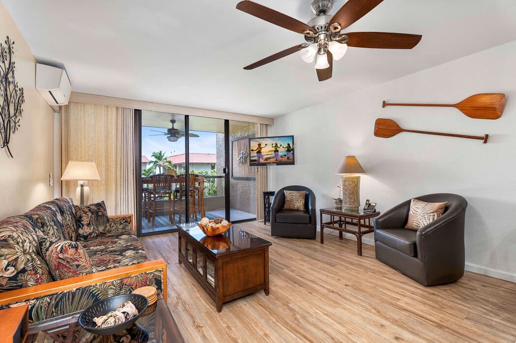Condo in Kailua-Kona · ★4.89 · 2 bedrooms · 3 beds · 3 baths - Photo 1