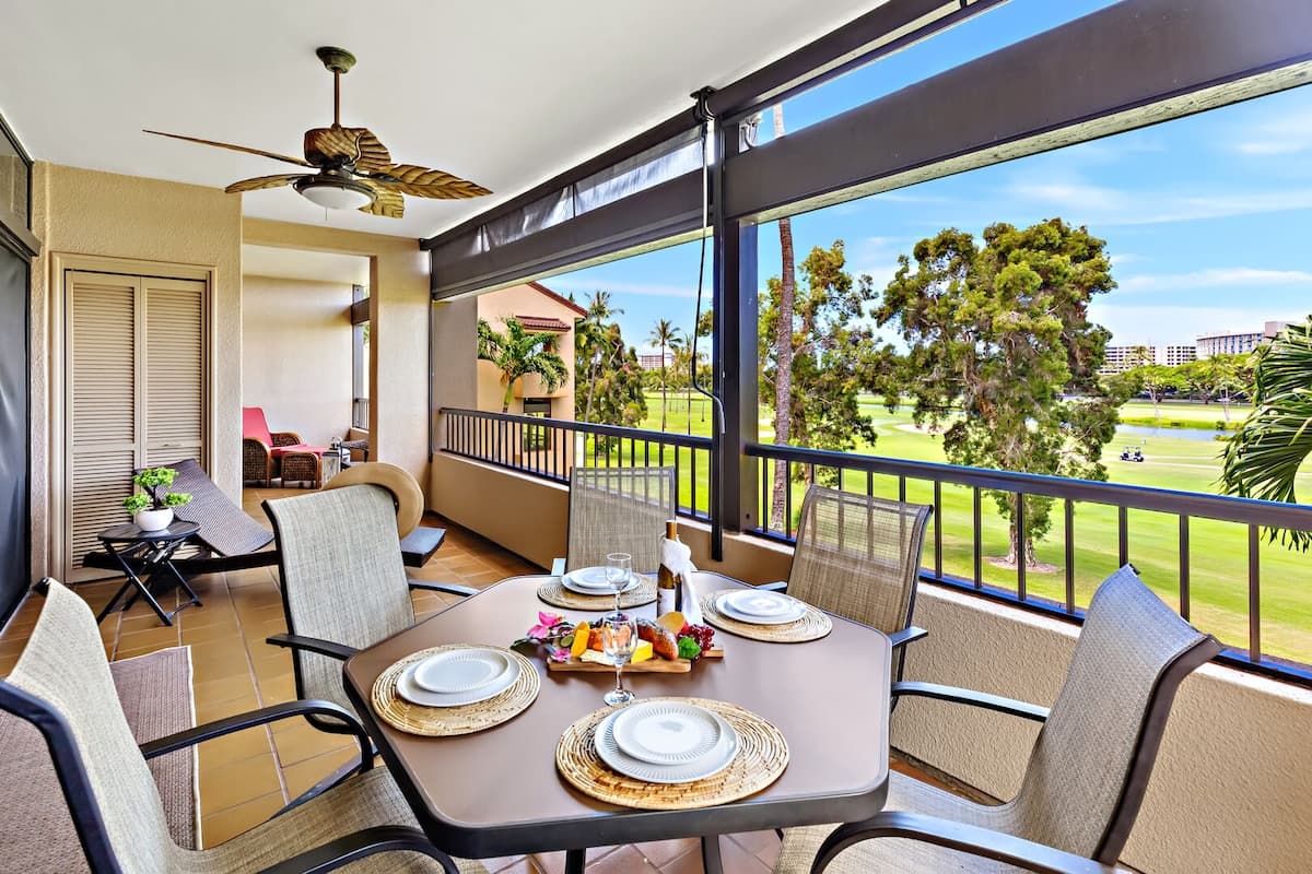 Condo in Lahaina · ★4.86 · 2 bedrooms · 3 beds · 2 private baths - Photo 2