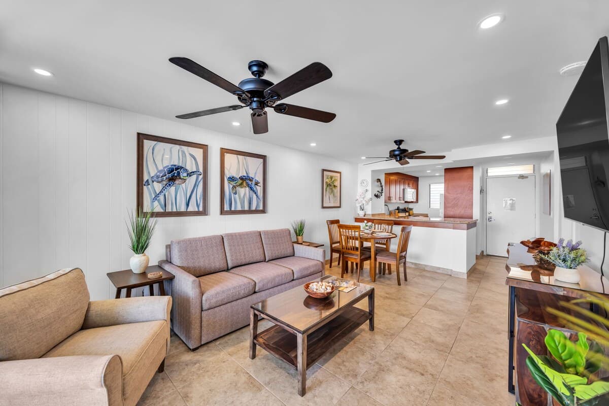 Condo in Kihei · ★5.0 · 2 bedrooms · 3 beds · 2 baths - Photo 3
