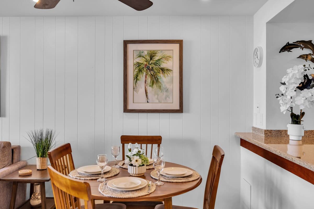 Condo in Kihei · ★5.0 · 2 bedrooms · 3 beds · 2 baths - Photo 2