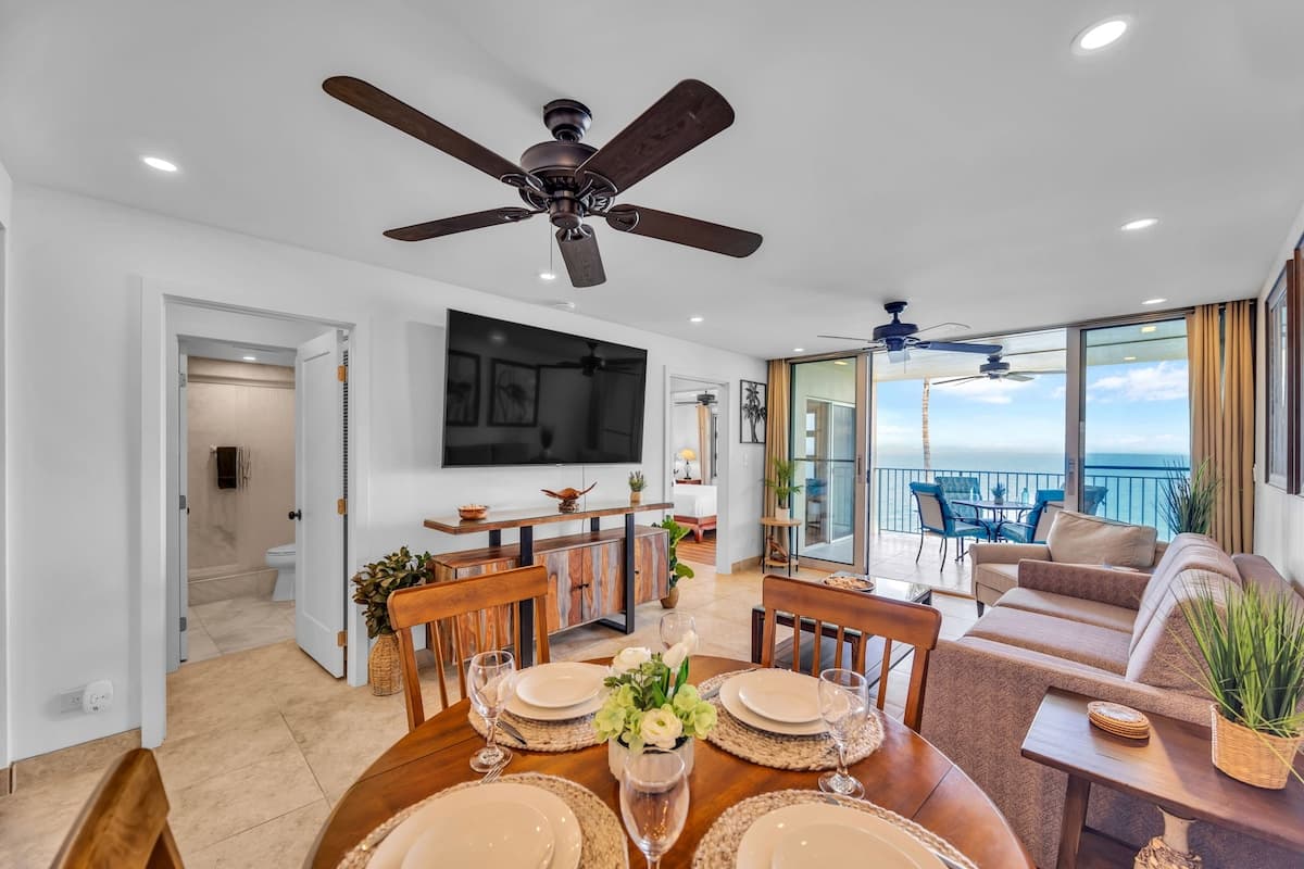 Condo in Kihei · ★5.0 · 2 bedrooms · 3 beds · 2 baths - Photo 4
