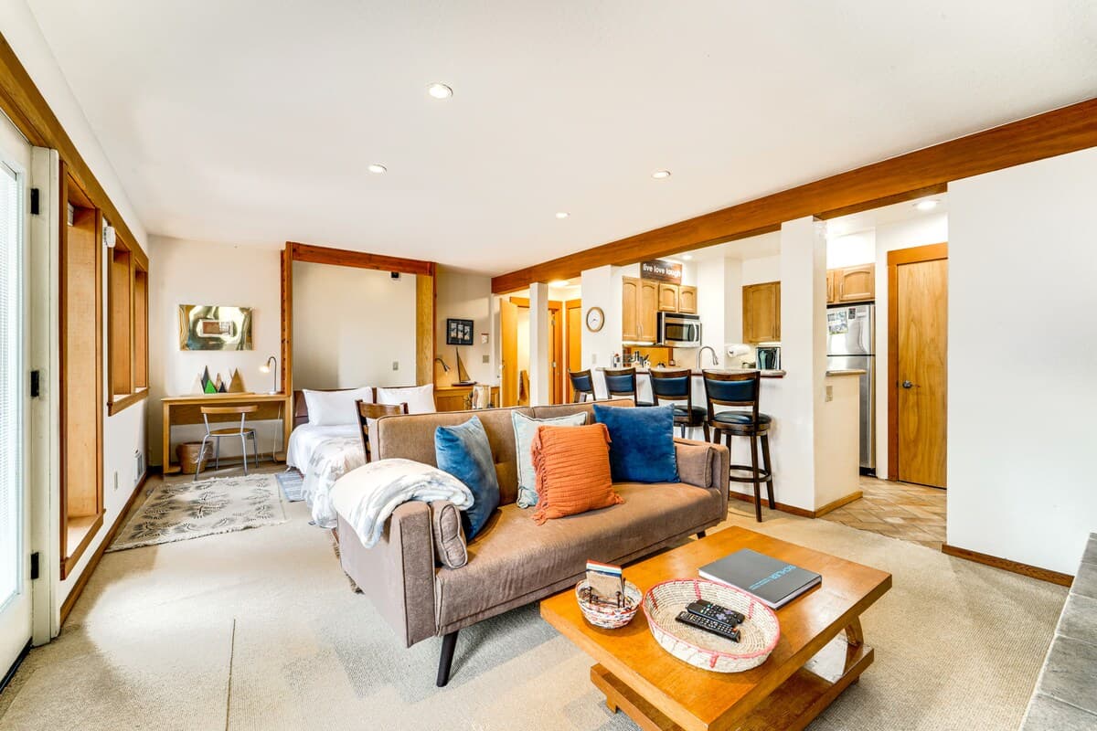 Granlibakken Condo Pool, Spa & Skiing Access - Photo 4