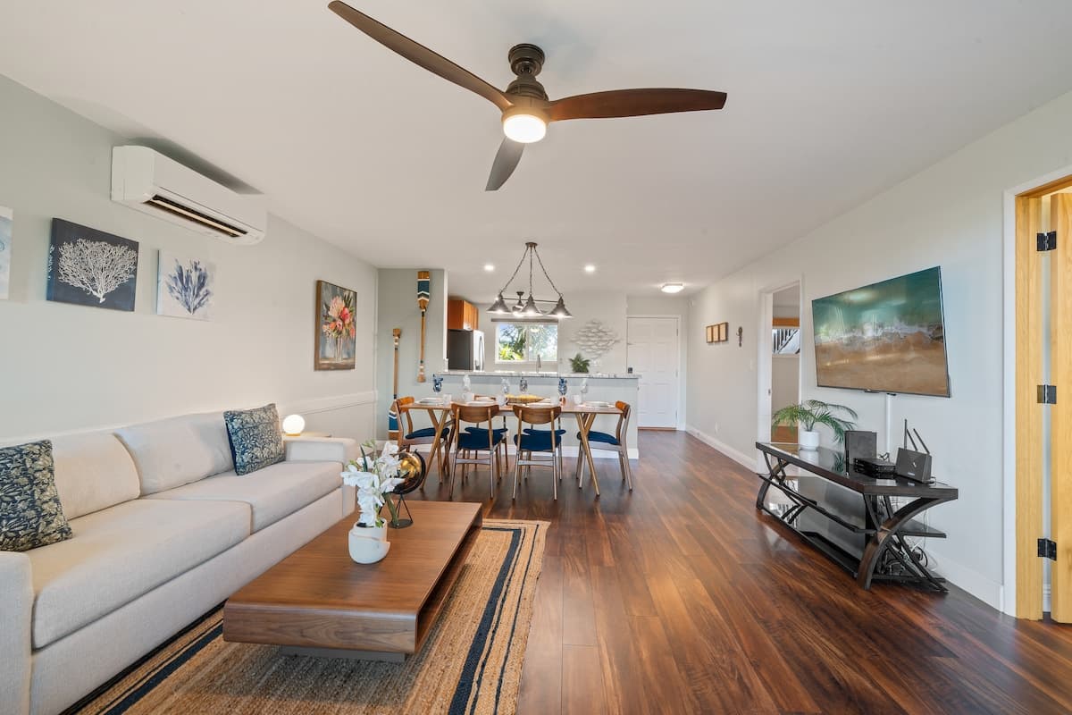 Condo in Lahaina · ★5.0 · 2 bedrooms · 3 beds · 2 baths - Photo 5