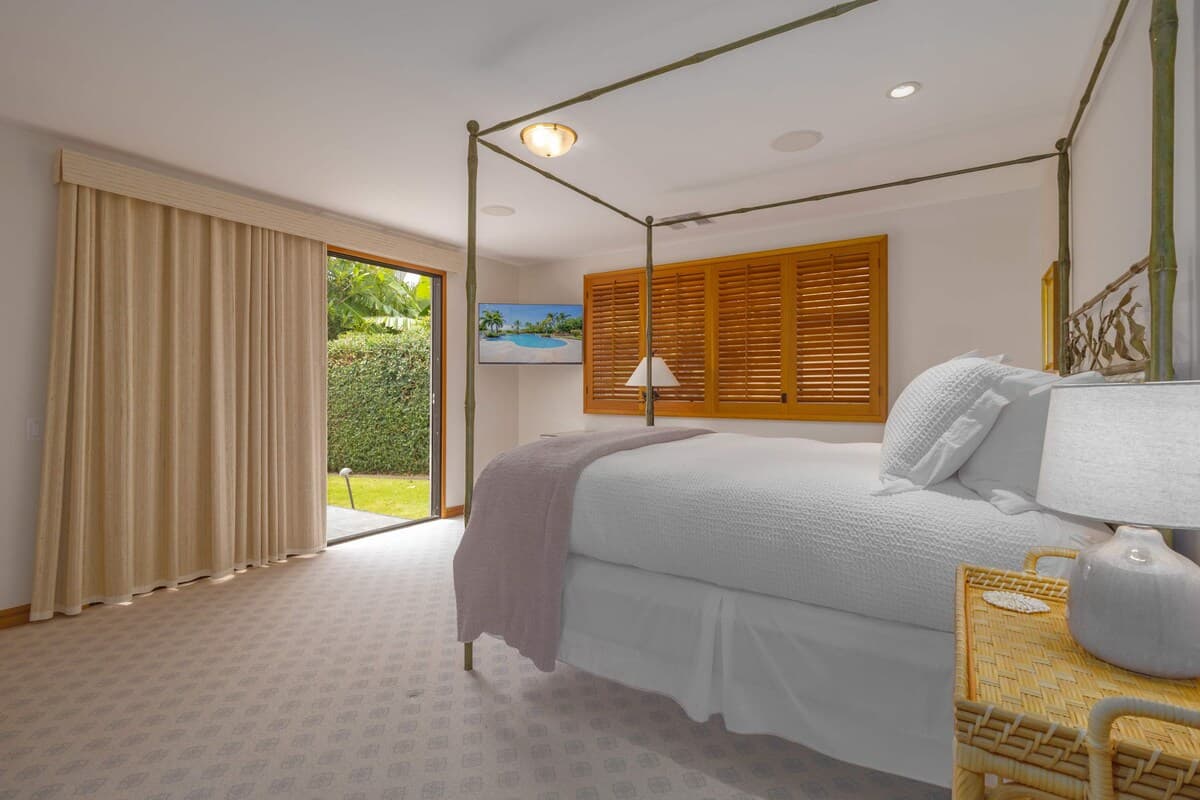 Home in Waimea · ★5.0 · 4 bedrooms · 4 beds · 3.5 baths - Photo 5