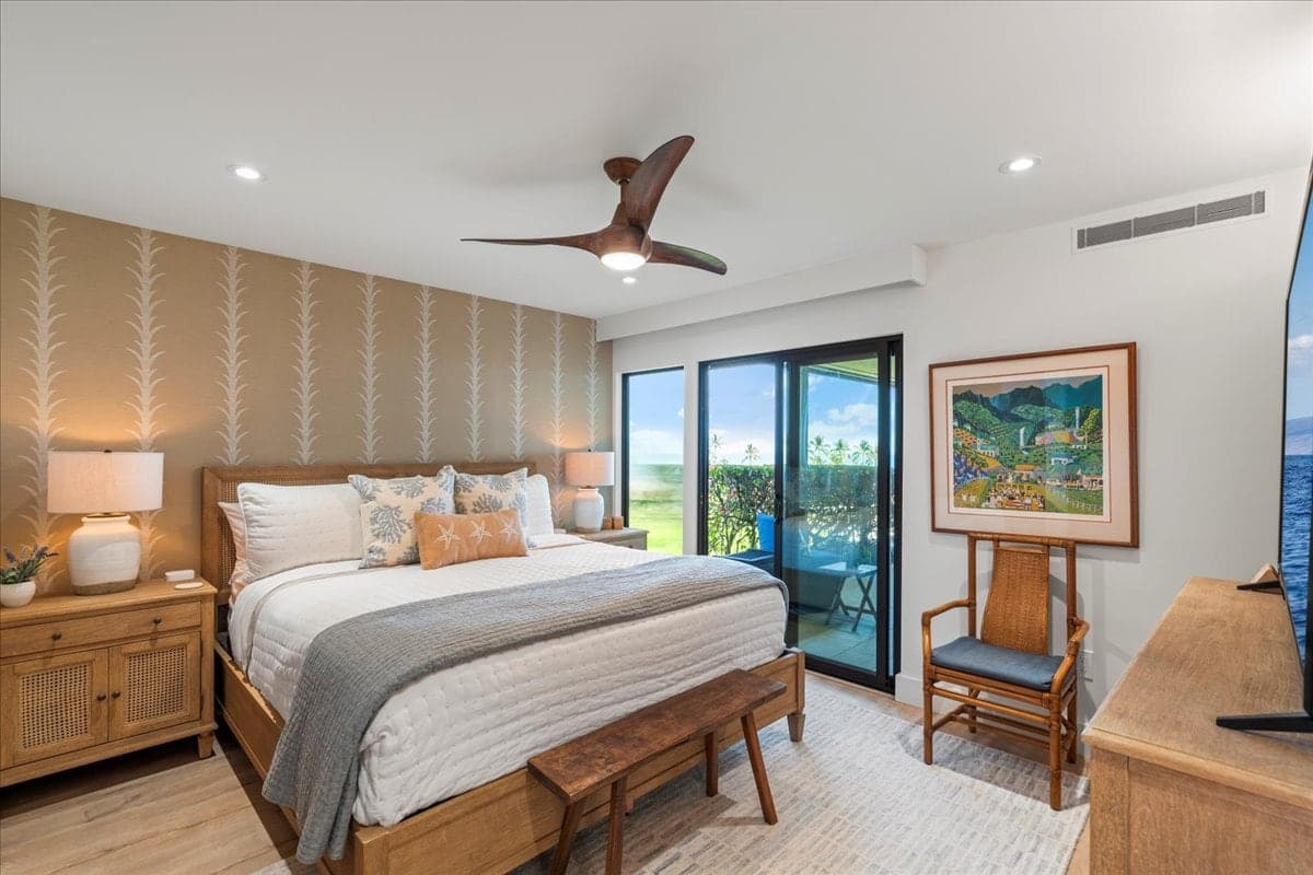 Condo in Kihei · ★4.86 · 1 bedroom · 1 bed · 2 baths - Photo 5