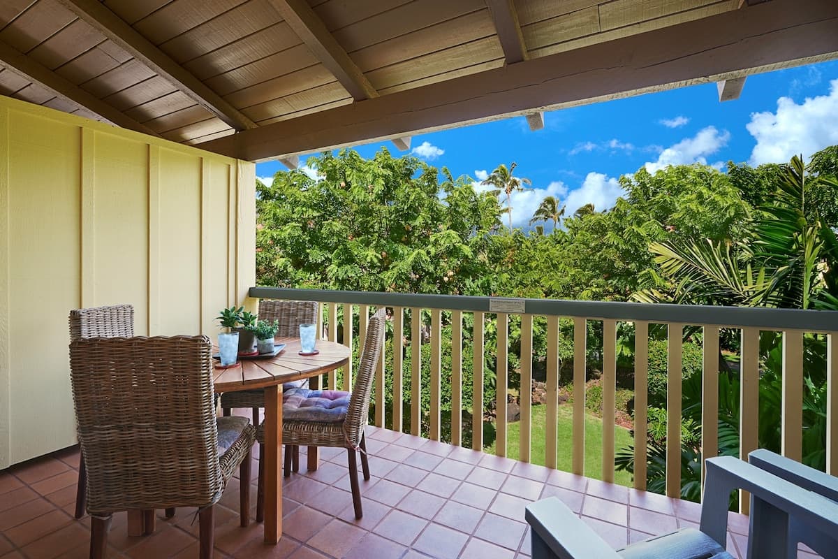 *NEW A/C* Ocean View Pool-Two Bed Steps to Beach - Photo 2