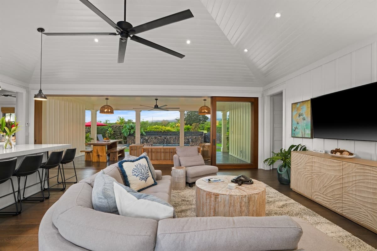 Home in Koloa · ★5.0 · 3 bedrooms · 4 beds · 4 baths - Photo 2