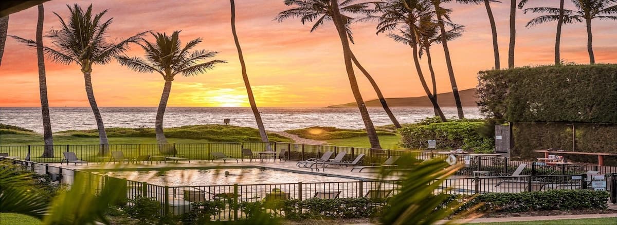 Condo in Kihei · ★4.86 · 1 bedroom · 2 beds · 1 shared bath - Photo 3