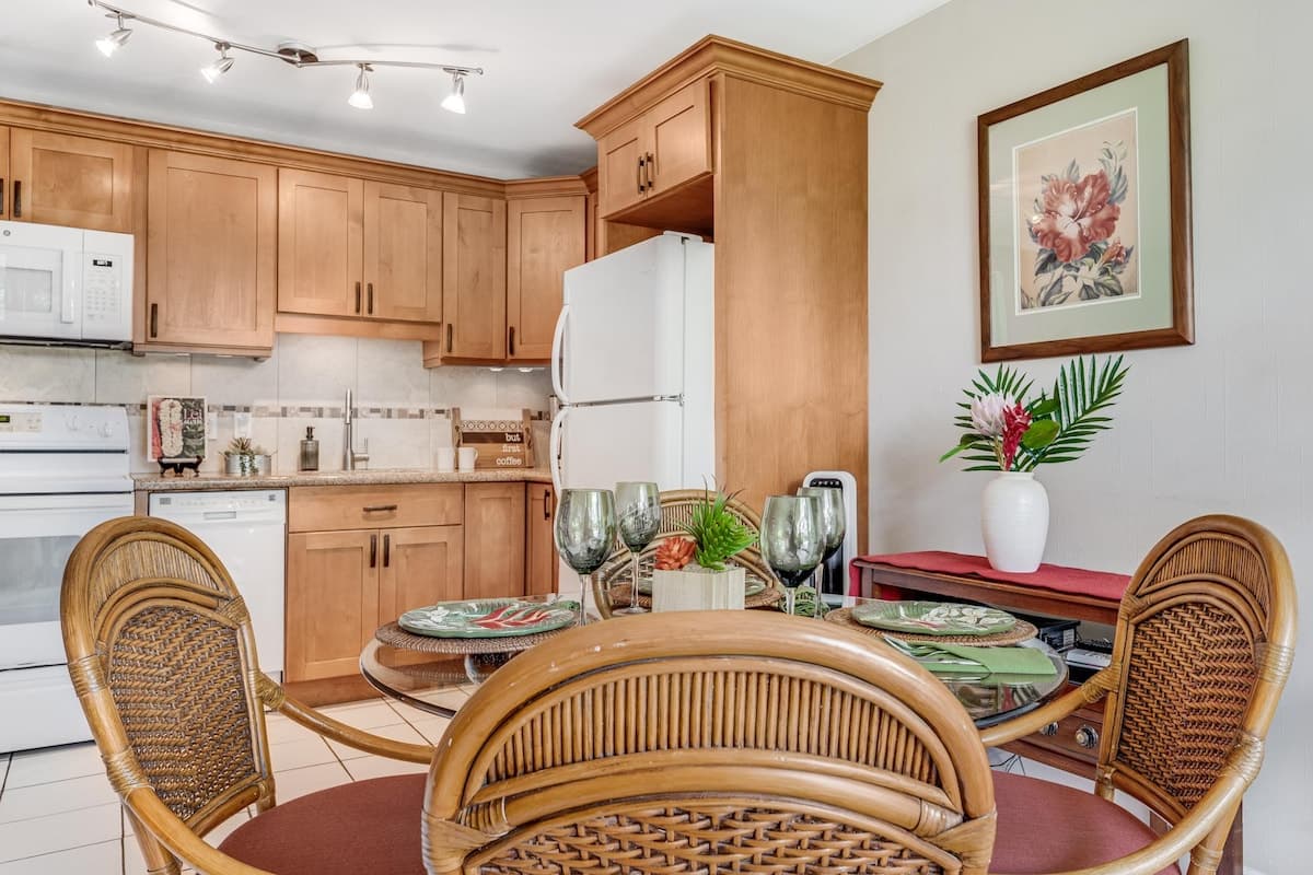 Condo in Kihei · ★4.86 · 1 bedroom · 2 beds · 1 shared bath - Photo 1