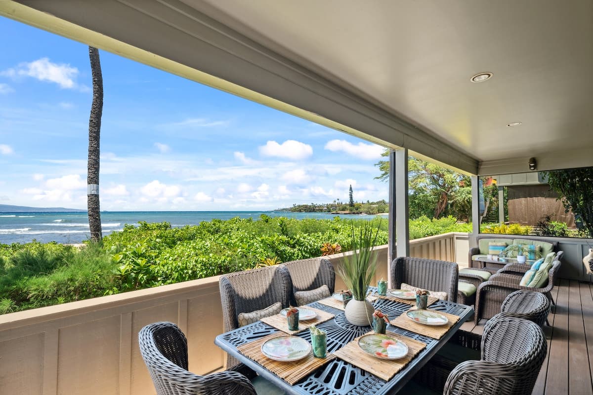 Condo in Lahaina · ★5.0 · 3 bedrooms · 5 beds · 2 baths - Photo 1