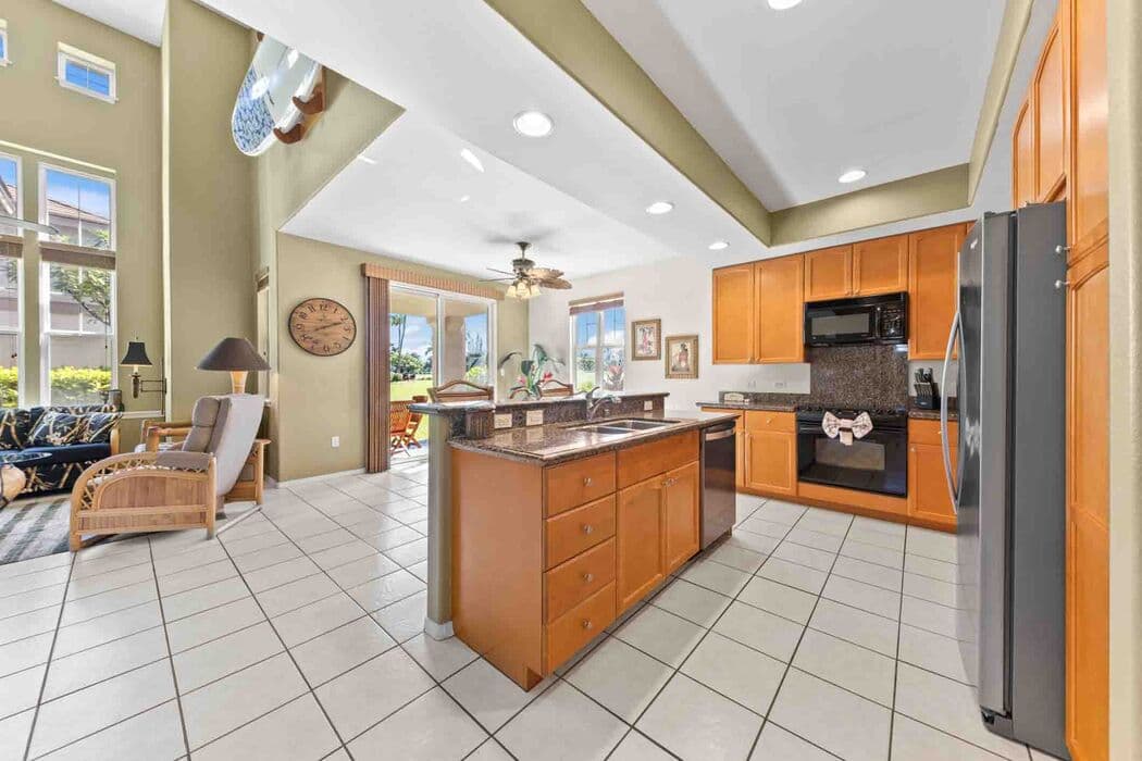 Condo in Waikoloa Village · ★5.0 · 2 bedrooms · 4 beds · 2 baths - Photo 4