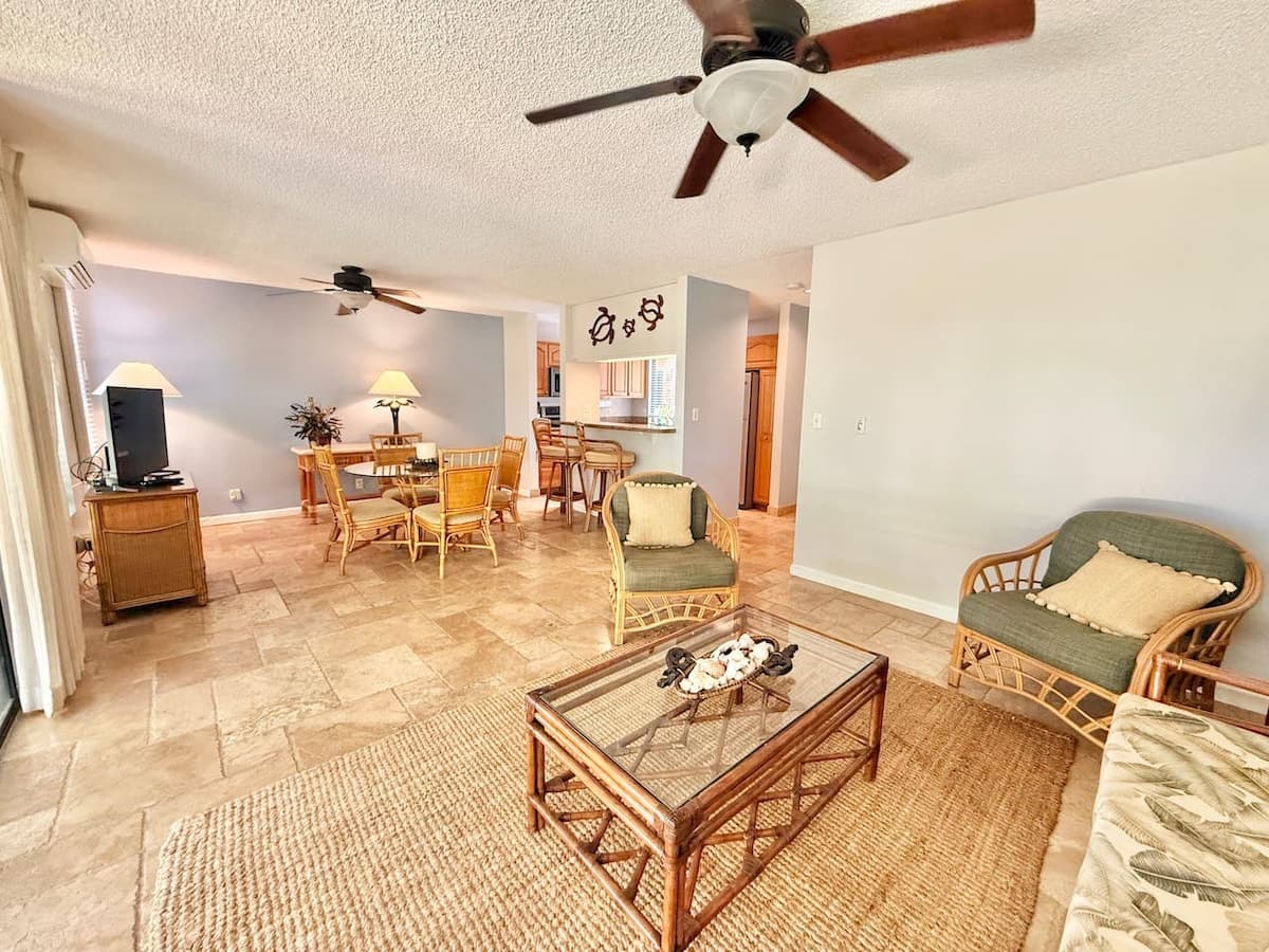 Condo in Kihei · ★4.9 · 1 bedroom · 2 beds · 2 baths - Photo 1