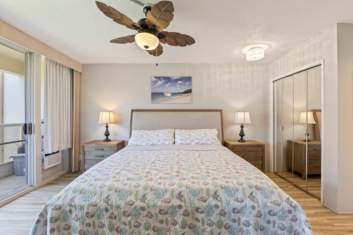 Condo in Kihei · ★4.83 · 1 bedroom · 2 beds · 2 shared baths - Photo 2