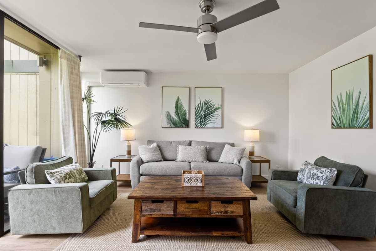 Townhouse in Kawela Bay · ★4.97 · 2 bedrooms · 5 beds · 2.5 private baths - Photo 5