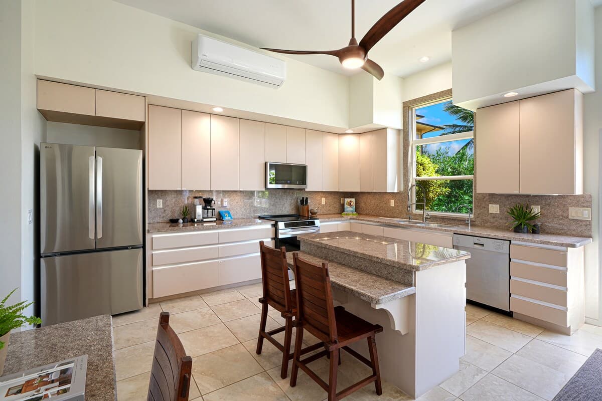 Home in Koloa · ★4.71 · 3 bedrooms · 4 beds · 2 baths - Photo 4