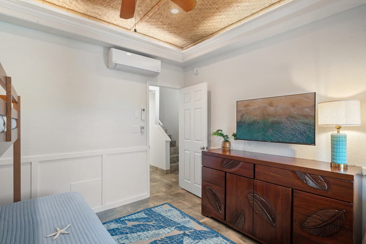 Condo in Kihei · ★4.67 · 2 bedrooms · 4 beds · 2 private baths - Photo 3