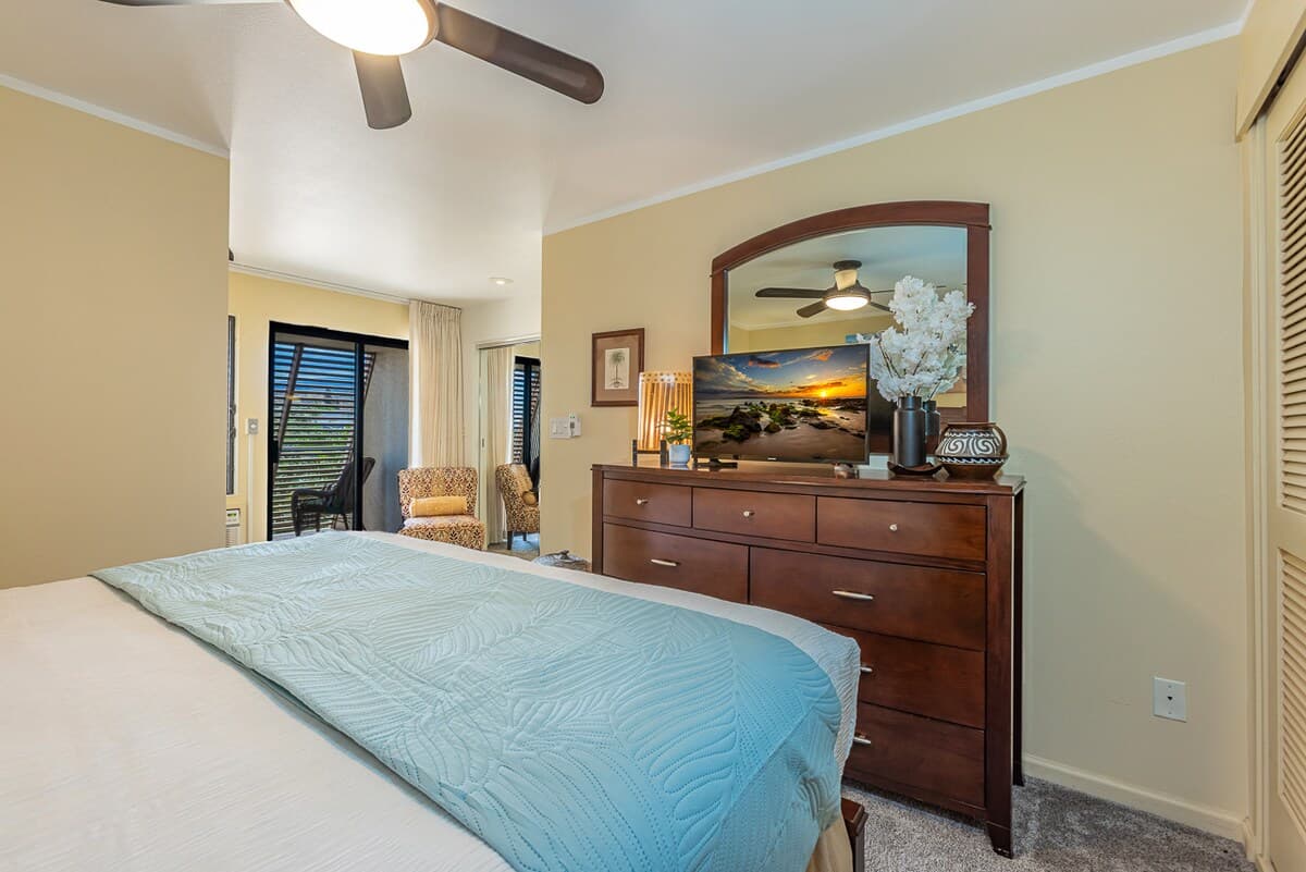 Condo in Kihei · ★5.0 · 2 bedrooms · 3 beds · 2 private baths - Image 24