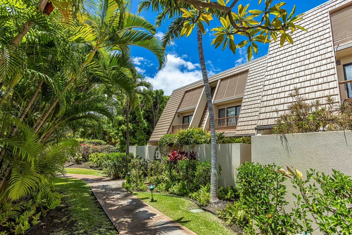 Condo in Kihei · ★5.0 · 2 bedrooms · 3 beds · 2 private baths - Image 35