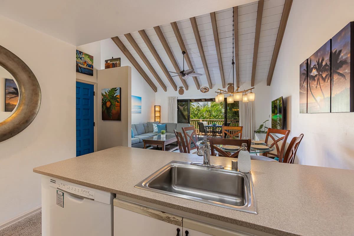 Condo in Kihei · ★5.0 · 2 bedrooms · 3 beds · 2 private baths - Image 17