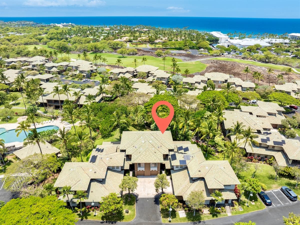 Condo in Waimea · ★5.0 · 2 bedrooms · 3 beds · 2.5 baths - Photo 3