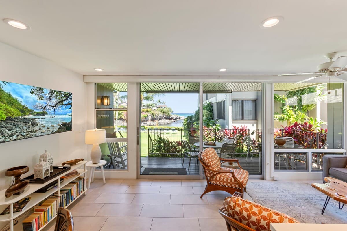 Just Listed! Beautifully Updated 117 Cove – Oceanf - Photo 3
