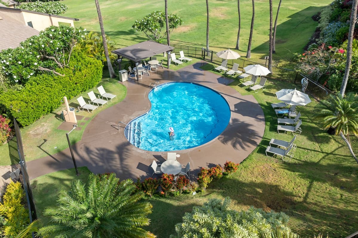 Condo in Kihei · ★4.57 · 1 bedroom · 1 bed · 2 private baths - Photo 5