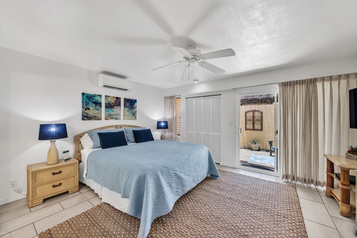 Condo in Kihei · ★5.0 · 1 bedroom · 2 beds · 2 baths - Photo 2
